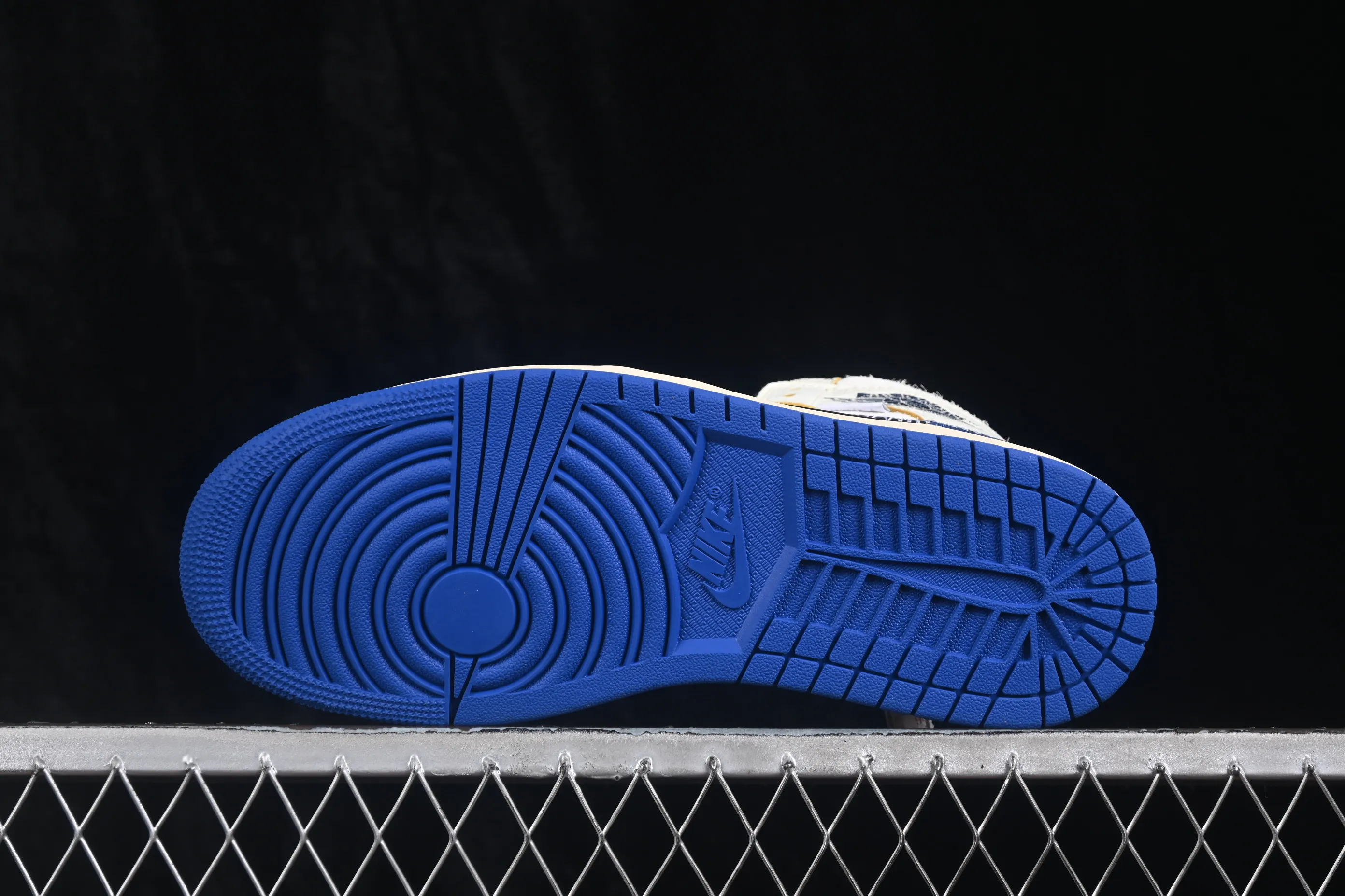 All categories Air Jordan Jordan series basketball shoes Air Jordan 1 High OG version Fragment x Union x Air Jordan 1 Retro AJ1 Joe 1 new deconstructed royal blue high-top basketball shoes IO7847-001